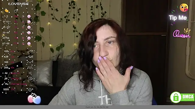 Muse kitty jenia online show from April 18, 2026, 5:28 pm