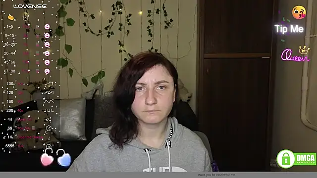 Muse kitty jenia online show from April 18, 2026, 7:07 pm