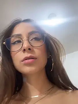 juanasnz99 online show from February 10, 2025, 3:57 am