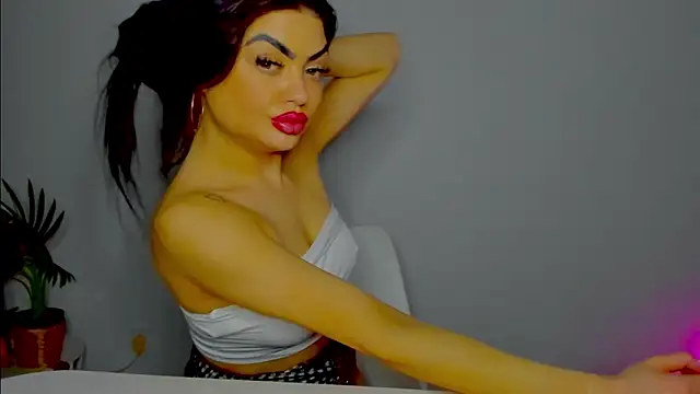 aishahottie online show from December 14, 2024, 2:12 am