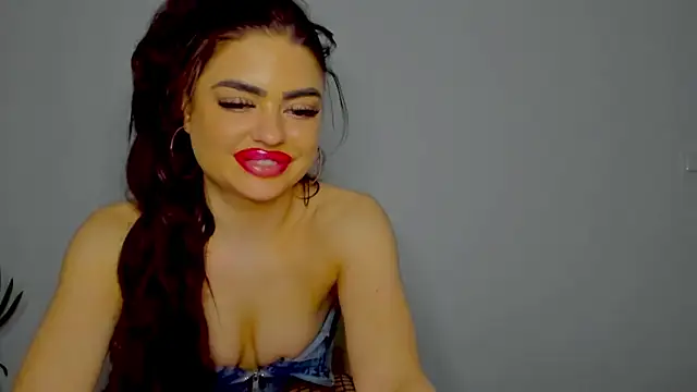 aishahottie online show from December 23, 2024, 2:13 am