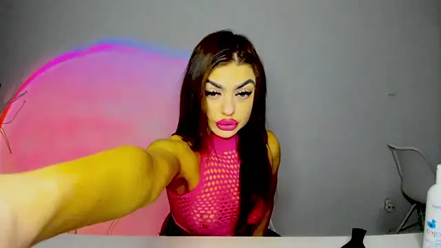 aishahottie online show from March 16, 2025, 6:09 am