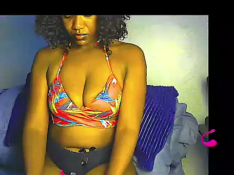 Snapshot of lilylovexx chatting on December 2, 2025, 3:45 am lilylovexx online show from December 2, 2025, 3:45 am