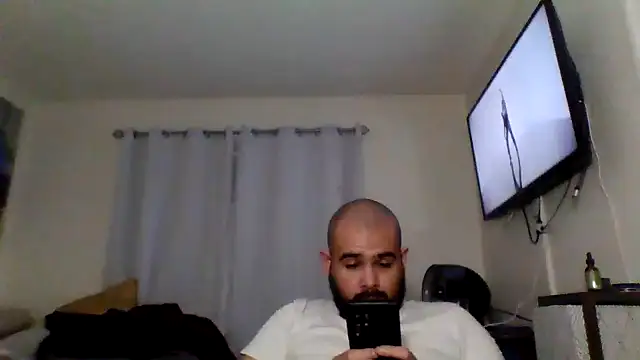 Snapshot of JooveyRose chatting on January 4, 2025, 12:16 am JooveyRose online show from January 4, 2025, 12:16 am