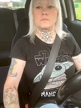 poussichienne online show from October 7, 2025, 10:45 am