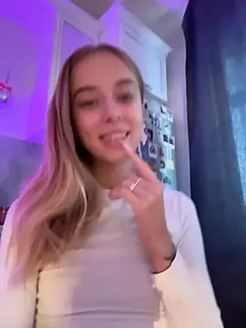 enjoy my beauty online show from September 23, 2025, 6:05 am