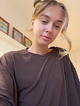 enjoy my beauty online show from October 18, 2025, 5:21 am