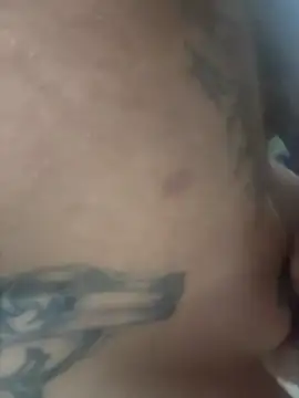 Snapshot of Hunnyhunty420 chatting on February 12, 2026, 4:40 am Hunnyhunty420 online show from February 12, 2026, 4:40 am