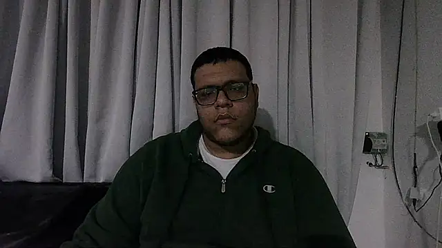 chubbyboy2431 online show from February 20, 2025, 2:07 am