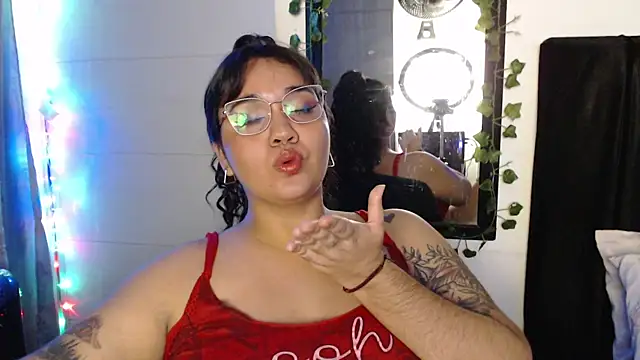 Snapshot of Alezapark chatting on June 28, 2026, 4:40 am Alezapark online show from June 28, 2026, 4:40 am