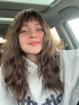 Emilia0 0 7 online show from March 21, 2026, 2:31 pm