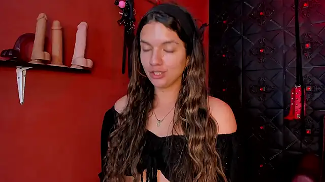 annavi  online show from February 23, 2026, 7:11 pm