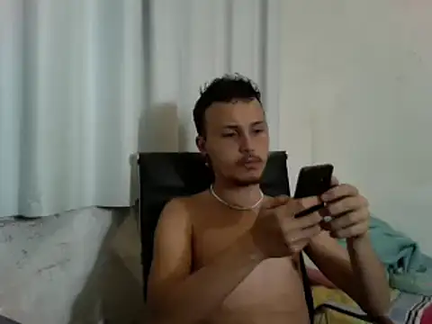 solzinhoalone online show from December 9, 2024, 3:29 am