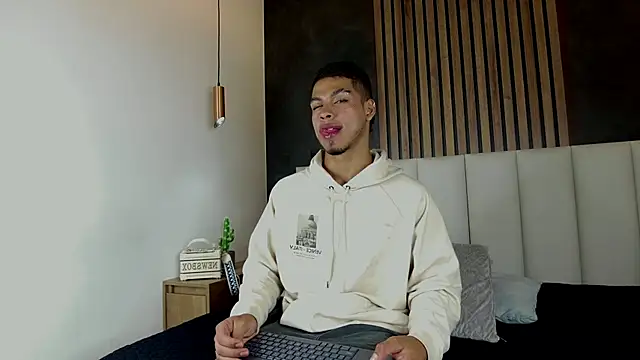 Ken-boy  online show from February 3, 2025, 2:25 am