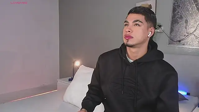 Ken-boy  online show from September 26, 2025, 11:47 am