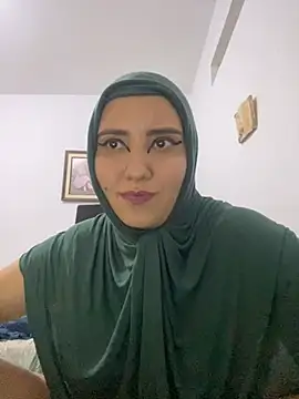 hannahayat online show from March 8, 2025, 3:39 am