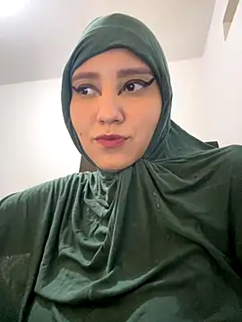 hannahayat online show from October 27, 2025, 8:46 pm