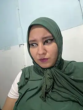 hannahayat online show from July 18, 2026, 3:27 pm