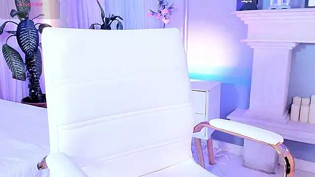 tiffany becker online show from December 22, 2025, 11:40 am