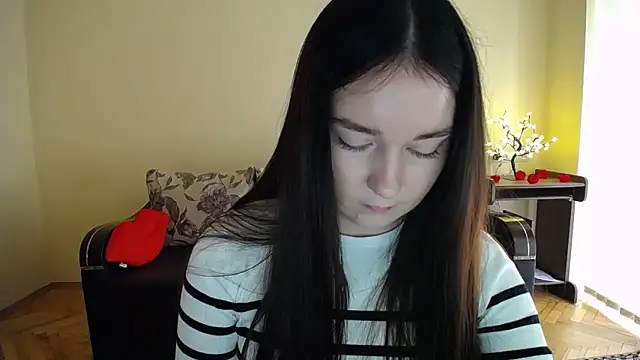 Pretty shy online show from June 3, 2026, 9:01 am