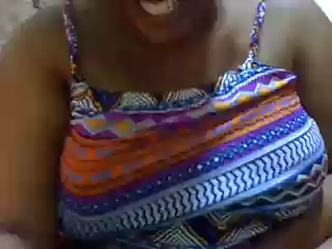 zoey10 online show from February 5, 2025, 7:29 am