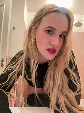 Snapshot of isisxoxx chatting on March 14, 2026, 6:19 am isisxoxx online show from March 14, 2026, 6:19 am