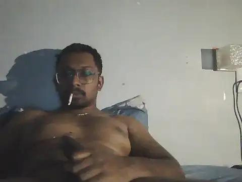 Snapshot of chennaibull101 chatting on November 4, 2025, 5:45 pm chennaibull101 online show from November 4, 2025, 5:45 pm