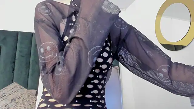 BonnieCute  online show from February 6, 2025, 11:32 am