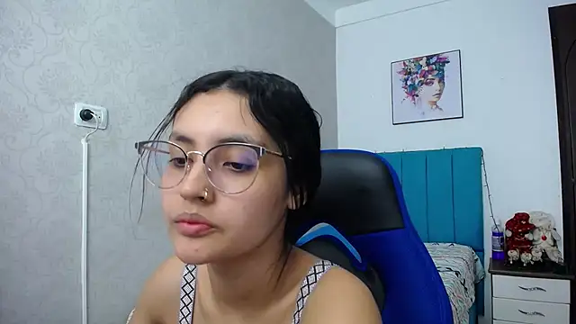 Snapshot of antonella_sweetlittle chatting on January 10, 2025, 3:37 pm antonella sweetlittle online show from January 10, 2025, 3:37 pm