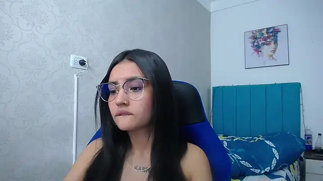 Snapshot of antonella_sweetlittle chatting on January 21, 2025, 3:32 pm antonella sweetlittle online show from January 21, 2025, 3:32 pm