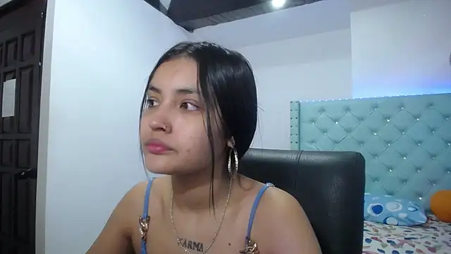 Snapshot of antonella_sweetlittle chatting on February 6, 2025, 12:26 pm antonella sweetlittle online show from February 6, 2025, 12:26 pm