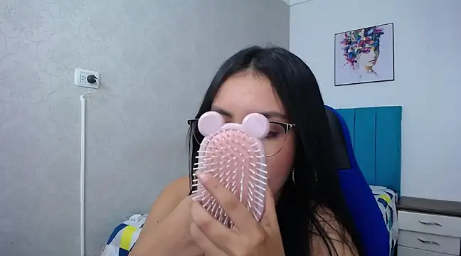 Snapshot of antonella_sweetlittle chatting on February 20, 2025, 6:46 pm antonella sweetlittle online show from February 20, 2025, 6:46 pm