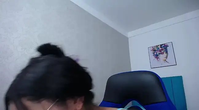 Snapshot of antonella_sweetlittle chatting on March 1, 2025, 6:43 pm antonella sweetlittle online show from March 1, 2025, 6:43 pm