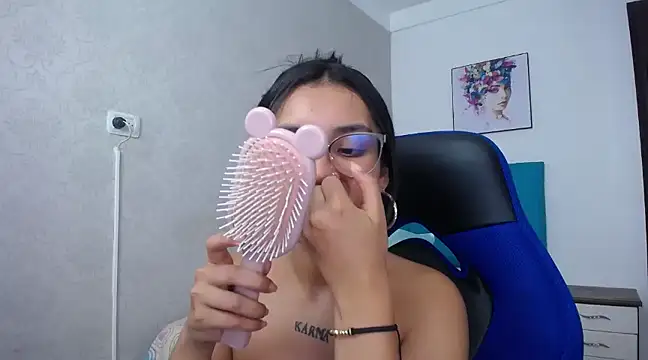 Snapshot of antonella_sweetlittle chatting on March 2, 2025, 6:30 pm antonella sweetlittle online show from March 2, 2025, 6:30 pm