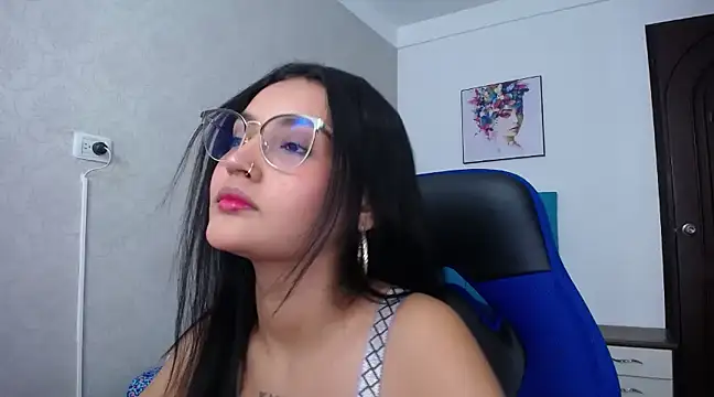 Snapshot of antonella_sweetlittle chatting on March 5, 2025, 3:40 pm antonella sweetlittle online show from March 5, 2025, 3:40 pm