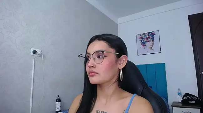 Snapshot of antonella_sweetlittle chatting on March 15, 2025, 6:32 pm antonella sweetlittle online show from March 15, 2025, 6:32 pm