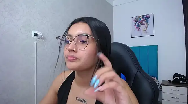 Snapshot of antonella_sweetlittle chatting on March 18, 2025, 6:48 pm antonella sweetlittle online show from March 18, 2025, 6:48 pm