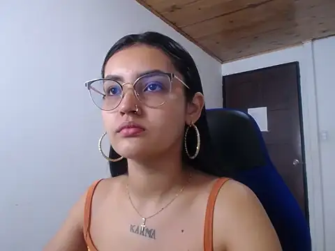 Snapshot of antonella_sweetlittle chatting on October 8, 2025, 12:47 pm antonella sweetlittle online show from October 8, 2025, 12:47 pm