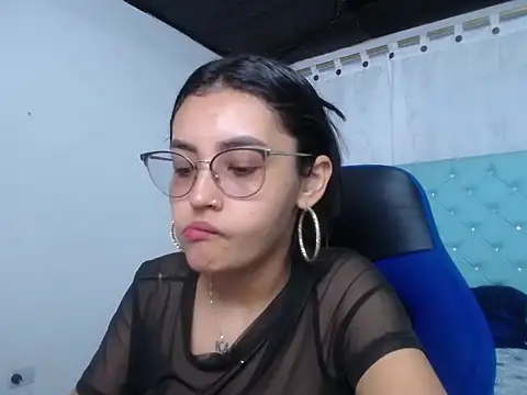 Snapshot of antonella_sweetlittle chatting on October 17, 2025, 12:41 pm antonella sweetlittle online show from October 17, 2025, 12:41 pm