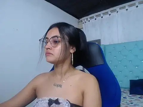 Snapshot of antonella_sweetlittle chatting on October 21, 2025, 12:39 pm antonella sweetlittle online show from October 21, 2025, 12:39 pm