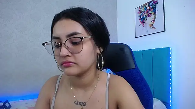 antonella sweetlittle online show from November 28, 2025, 12:19 pm