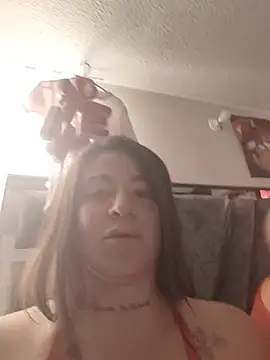 Snapshot of Alona_Evans chatting on July 16, 2026, 8:15 pm Alona Evans online show from July 16, 2026, 8:15 pm