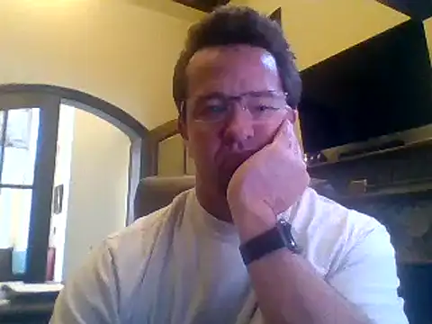 sluttydylan online show from January 3, 2025, 7:29 pm