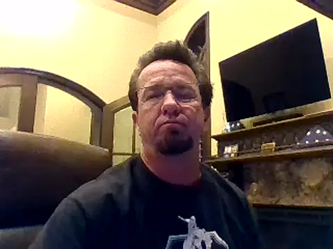 sluttydylan online show from February 12, 2025, 8:49 am