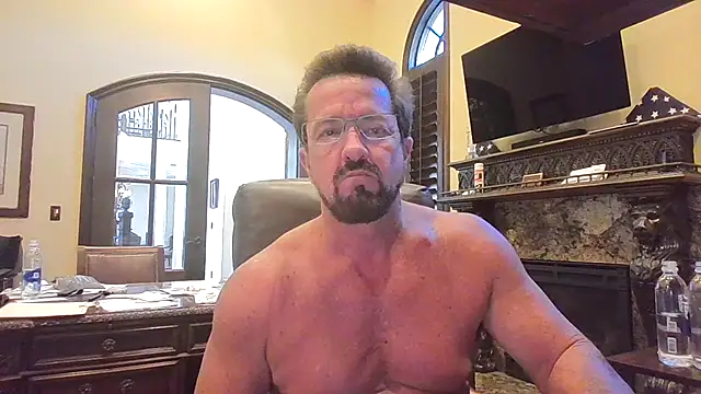 sluttydylan online show from October 16, 2025, 6:31 pm