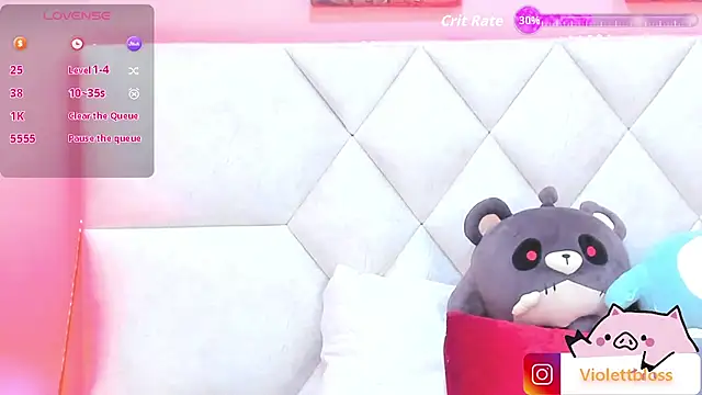 Violettbloss online show from September 25, 2025, 3:10 am