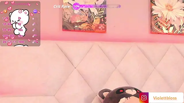Snapshot of Violettbloss chatting on November 13, 2025, 3:38 am Violettbloss online show from November 13, 2025, 3:38 am