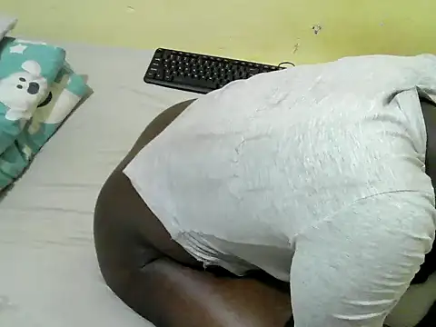 Quincy joyy online show from February 22, 2025, 7:47 pm