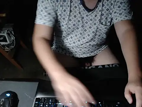 thealfawolf01 online show from October 7, 2025, 3:58 am