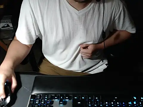 thealfawolf01 online show from October 12, 2025, 12:59 pm